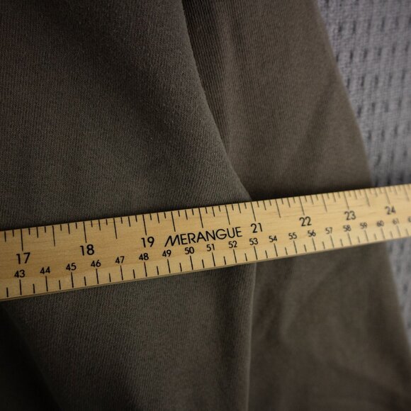 Gildan Heavyweight 2000's Soccer ball Evolution Sweater - Picture 7 of 8